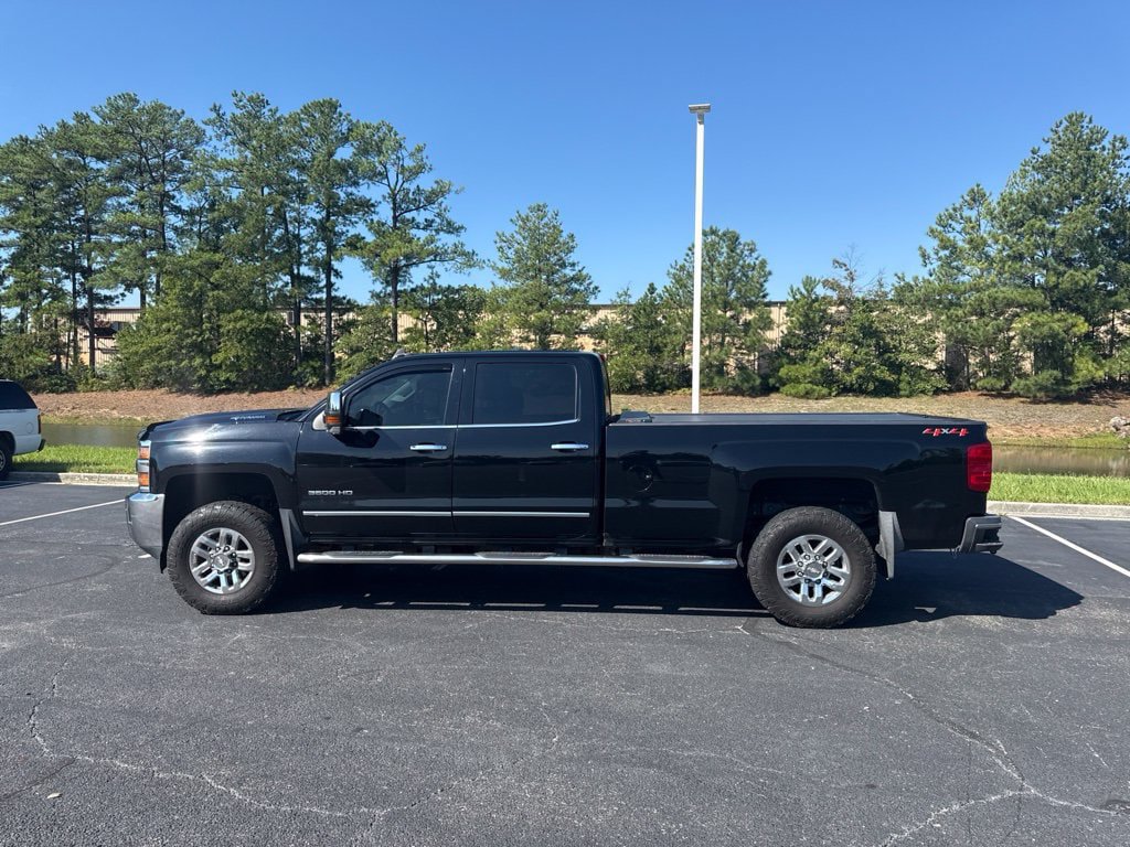 Used 2018 Chevrolet Silverado 3500 LTZ w/ Duramax Plus Package AWD/4WD image 8