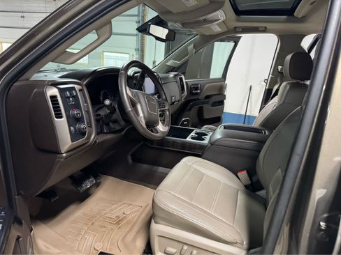 Used 2015 GMC Sierra 3500 Denali w/ Duramax Plus Package image 19