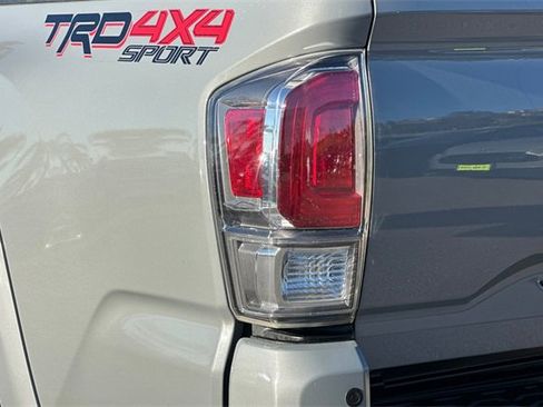 Used 2021 Toyota Tacoma TRD Sport image 28