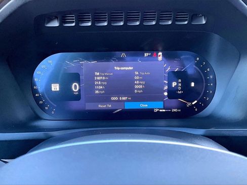 Certified 2026 Volvo XC90 B6 Plus w/ Protection Package Premier image 13