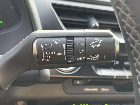 Used 2022 Lexus UX 250h w/ Premium Package AWD/4WD image 25