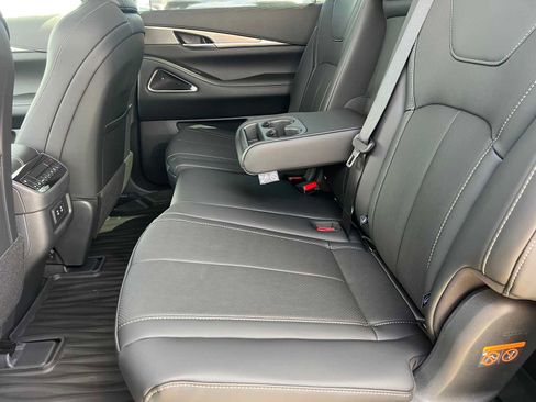 New 2026 INFINITI QX60 Luxe w/ Cargo Package image 28