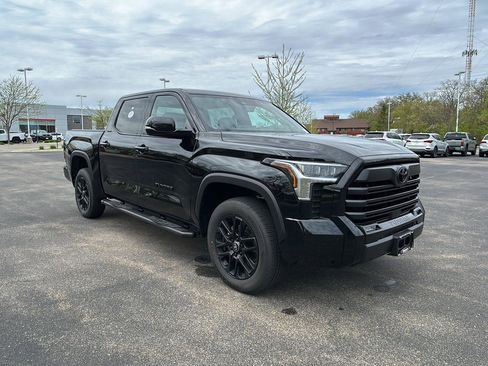 New 2026 Toyota Tundra Limited AWD/4WD image 7