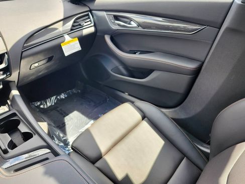 Used 2025 Cadillac CT5 V w/ Technology Package RWD image 13