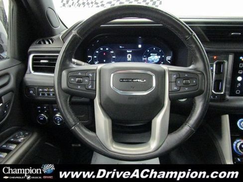 Used 2022 GMC Yukon Denali AWD/4WD image 37