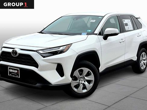 Certified 2025 Toyota RAV4 LE image 1