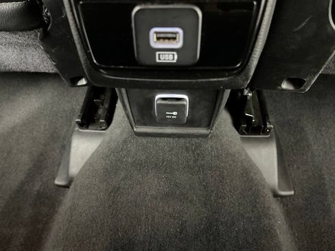 Used 2022 Jeep Compass Latitude FWD image 43