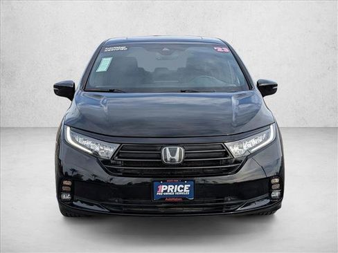 Used 2023 Honda Odyssey Sport image 2