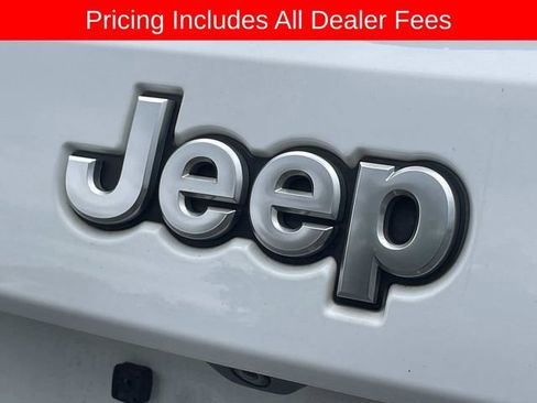 Used 2015 Jeep Grand Cherokee Summit w/ Platinum Series Group AWD/4WD image 12