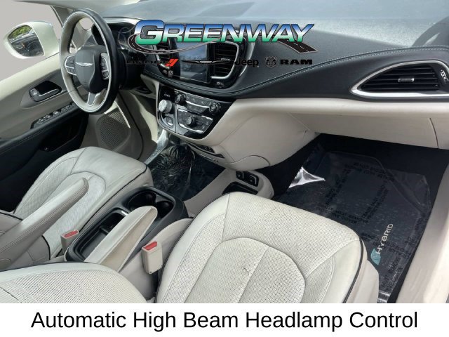 Used 2017 Chrysler Pacifica Platinum FWD image 14