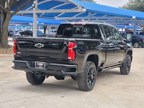 Used 2025 Chevrolet Silverado 2500 LTZ w/ Trail Boss Package image 16