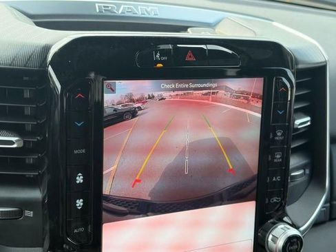 New 2026 RAM 1500 4x4 Crew Cab image 3