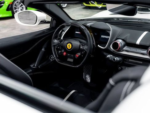 Used 2023 Ferrari 812 GTS RWD image 35