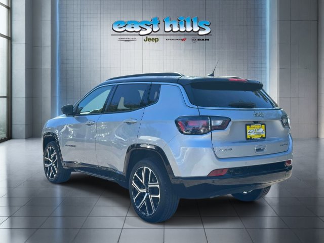 Certified 2025 Jeep Compass Limited w/ Elite Group AWD/4WD image 5