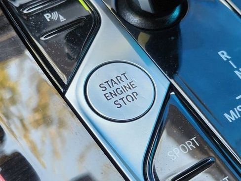 Used 2023 BMW X5 sDrive40i w/ Premium Package image 8