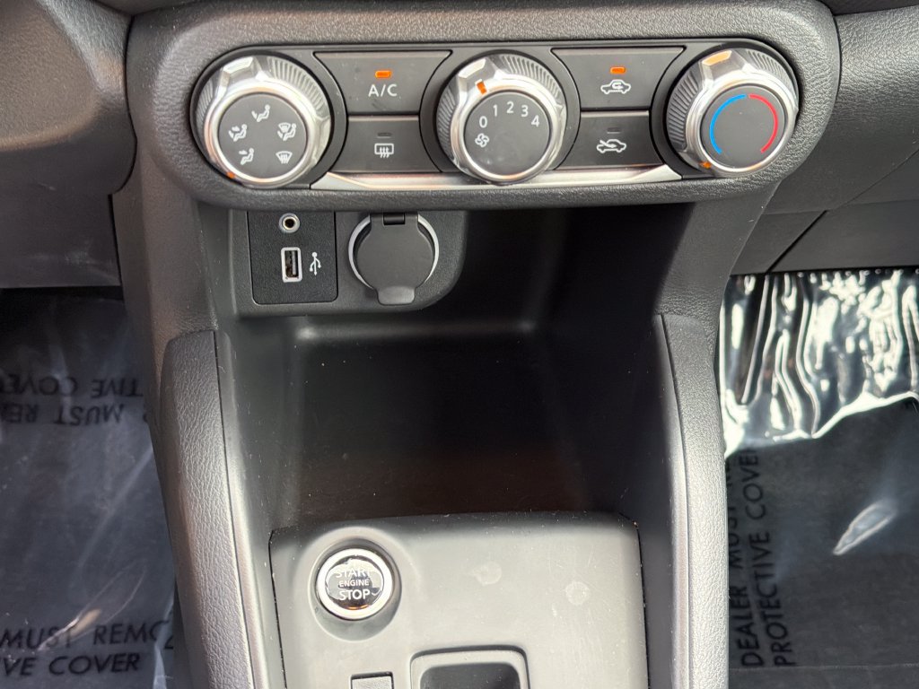Used 2025 Nissan Kicks Play S FWD image 27