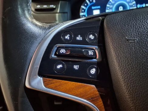 Used 2016 Cadillac Escalade ESV Luxury AWD/4WD image 28