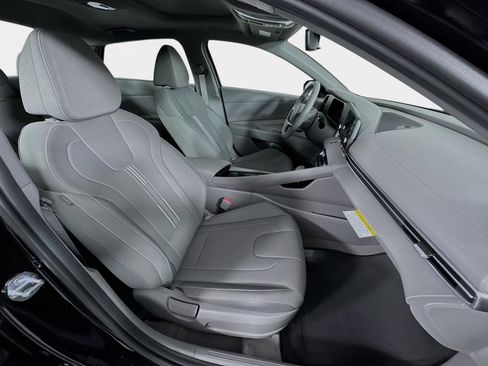New 2026 Hyundai Elantra SEL Sport w/ Cargo Package FWD image 27