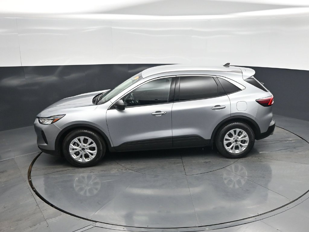 Used 2024 Ford Escape Active FWD image 42