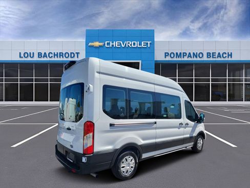 Used 2022 Ford Transit 350 XLT image 7