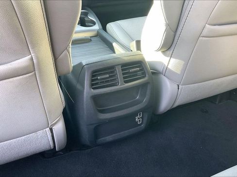 Used 2023 Honda Passport EX-L image 30
