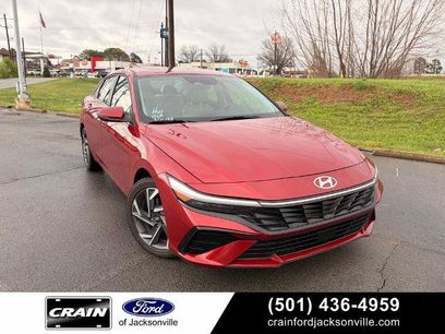 Used 2025 Hyundai Elantra Limited w/ Cargo Package