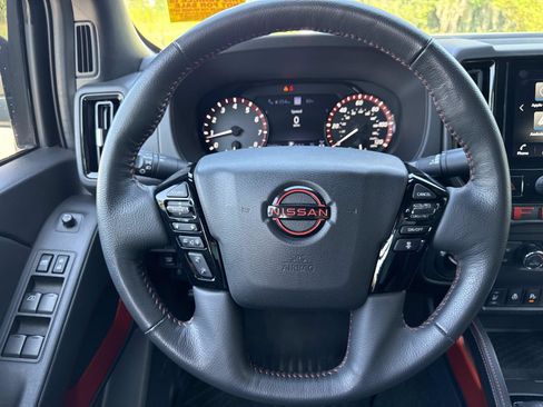 Used 2025 Nissan Frontier PRO-4X w/ Pro Premium Package AWD/4WD image 14