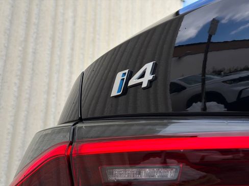 Used 2024 BMW i4 eDrive40 w/ Premium Package image 9