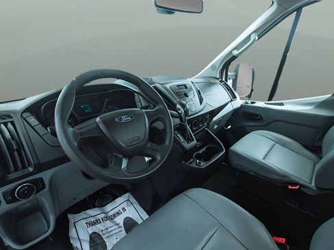 Used 2018 Ford Transit 250 138 RWD image 15