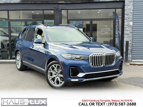 Used 2021 BMW X7 xDrive40i w/ Executive Package image 2