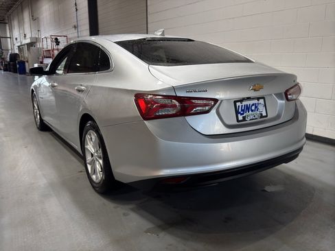 Used 2021 Chevrolet Malibu LT image 3