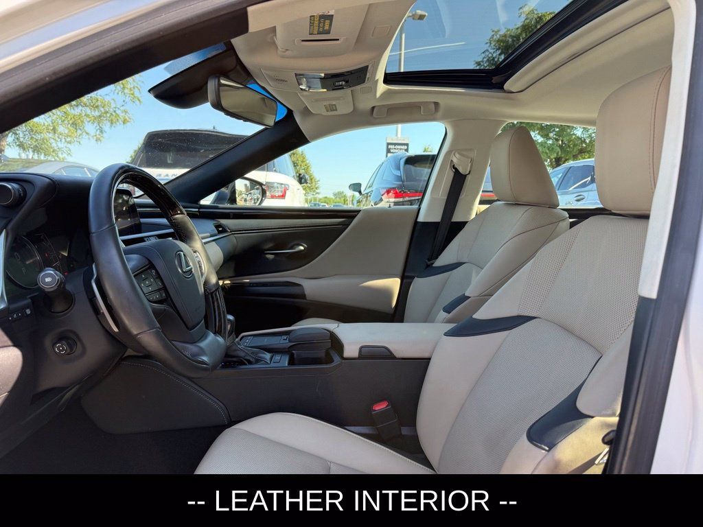 Used 2020 Lexus ES 350 w/ Premium Package FWD image 6