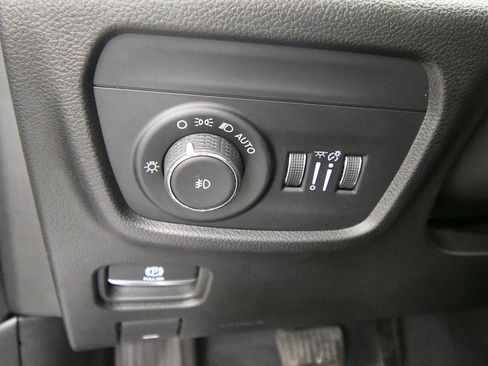 Used 2023 Jeep Grand Cherokee L Overland image 20