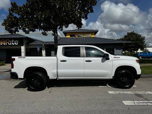 Used 2024 Chevrolet Silverado 1500 LT Trail Boss w/ Protection Package AWD/4WD image 8