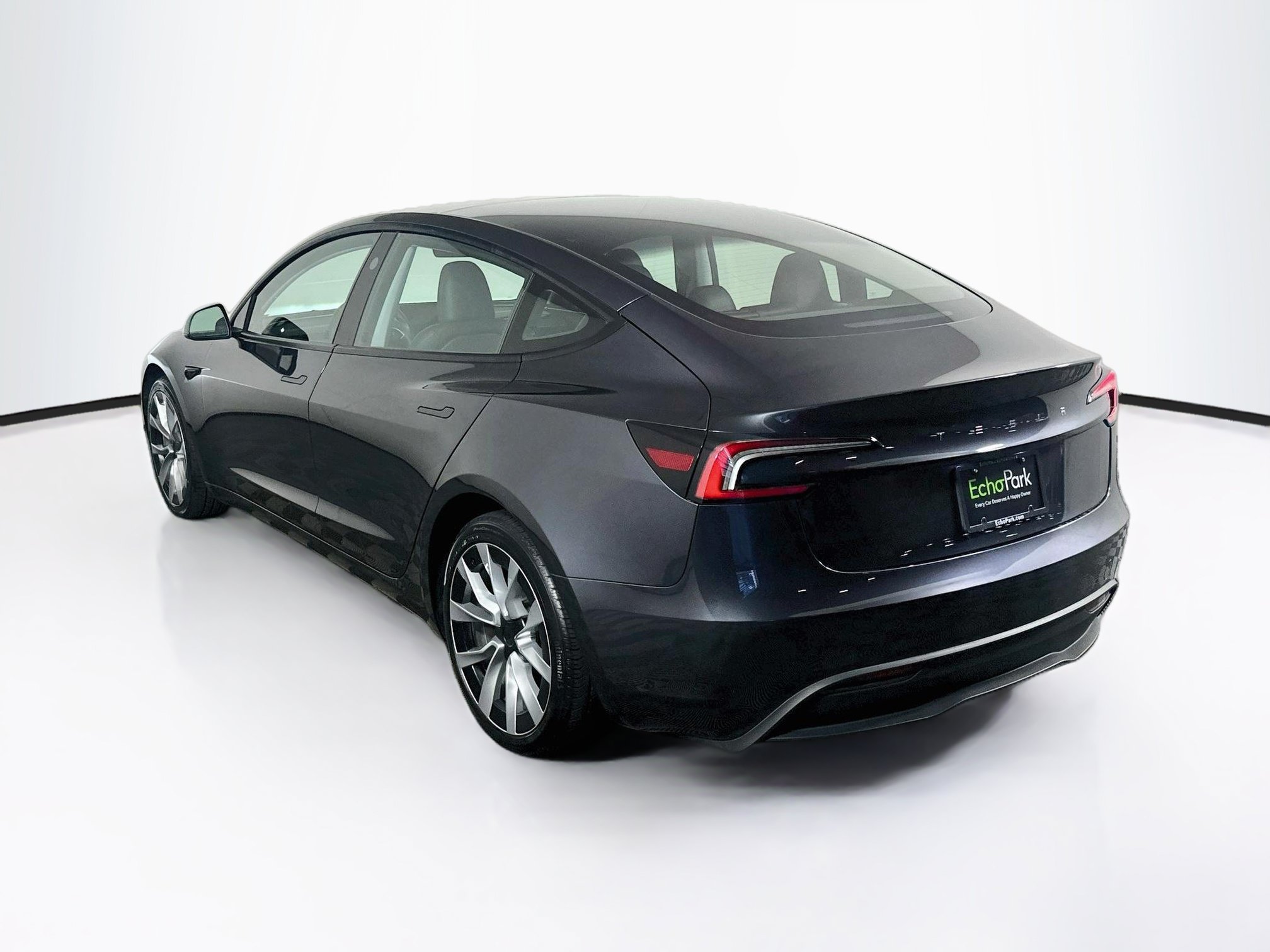 Used 2024 Tesla Model 3 Standard Range RWD image 5