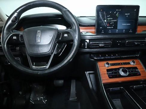 Used 2020 Lincoln Aviator Reserve w/ Class IV Trailer Tow Package image 28