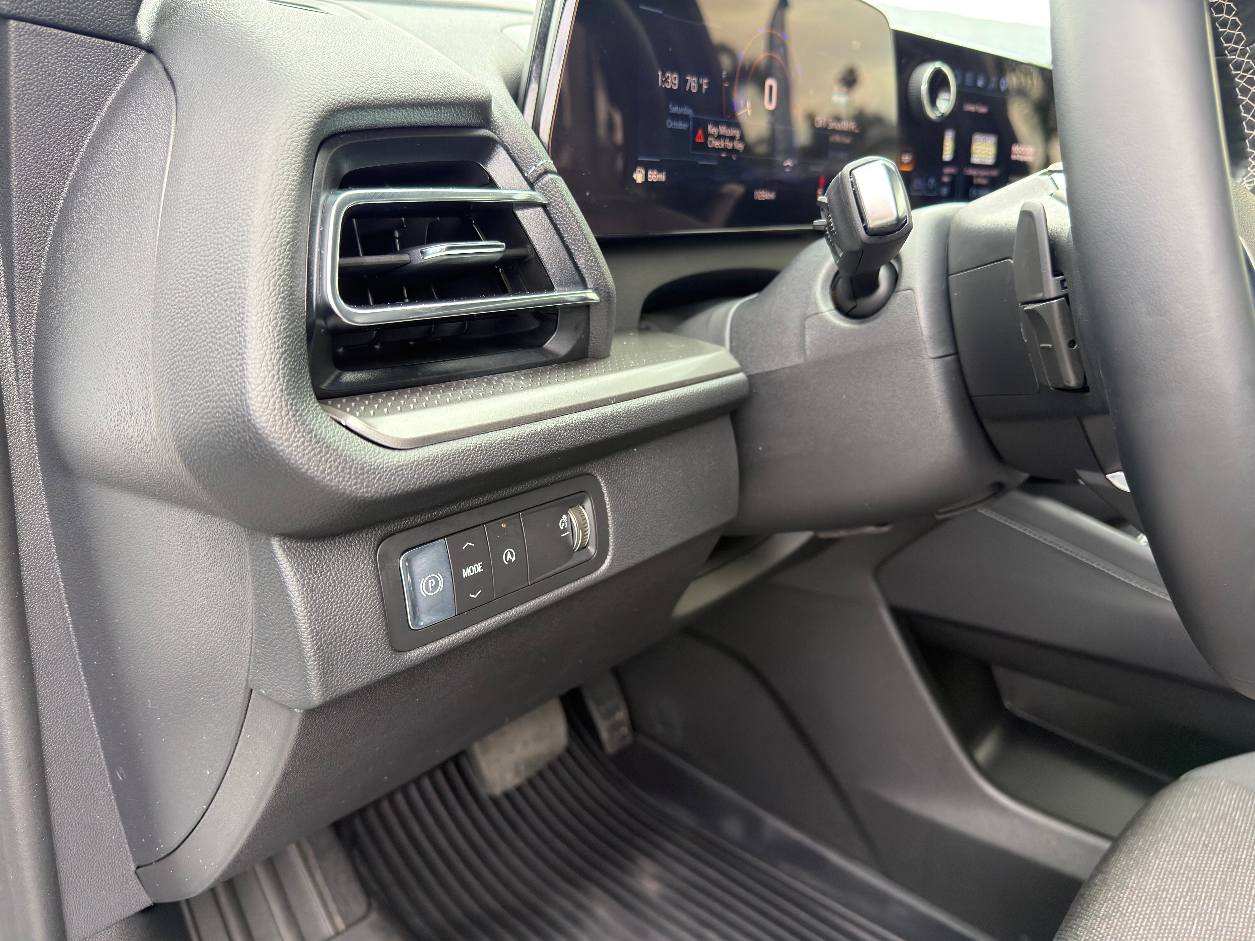 Used 2026 Chevrolet Traverse LT FWD image 27