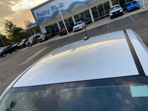Used 2022 Chevrolet Colorado LT w/ Fleet Safety Package RWD image 28