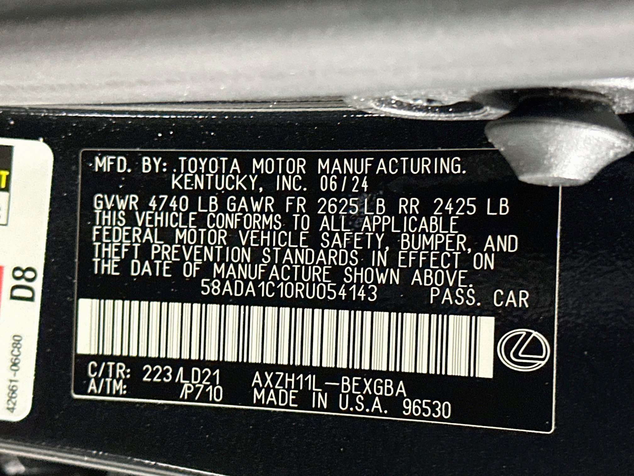 Used 2024 Lexus ES 300h w/ Premium Package FWD image 12