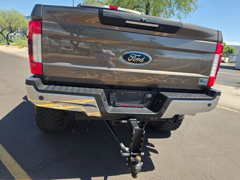 Used 2017 Ford F250 Lariat w/ Lariat Ultimate Package AWD/4WD image 21