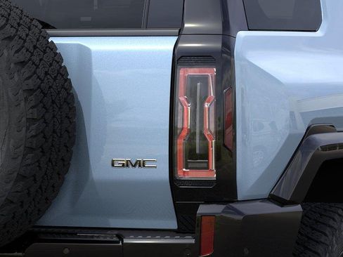 New 2025 GMC Hummer EV 2X AWD/4WD image 11