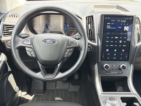 Used 2022 Ford Edge SE w/ Black Appearance Package AWD/4WD image 25