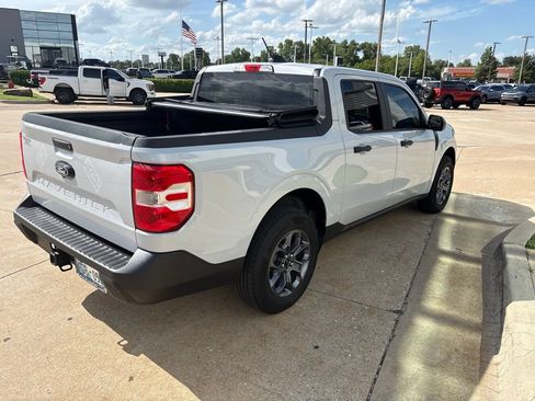 Used 2025 Ford Maverick XLT w/ Equipment Group 301A AWD/4WD image 3