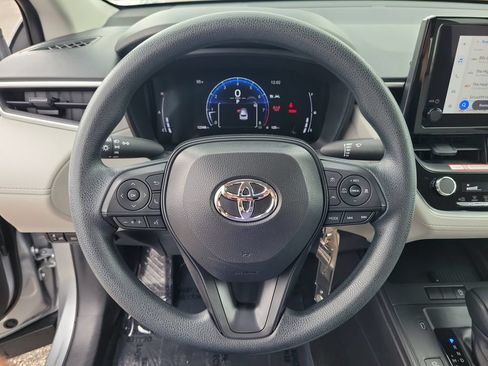 Used 2026 Toyota Corolla Cross L FWD image 14