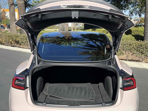 Used 2023 Tesla Model 3 Performance image 54