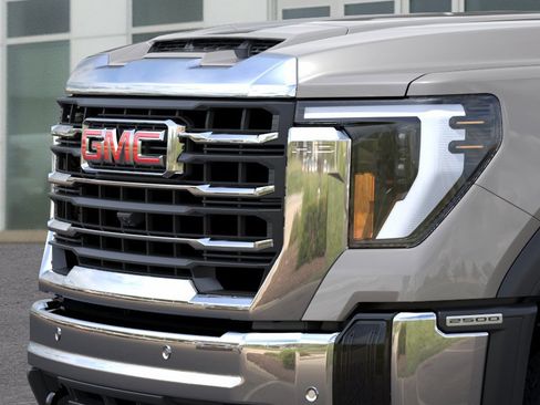 New 2026 GMC Sierra 2500 SLE w/ SLE Value Package; AWD/4WD image 13