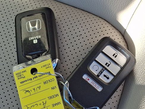 Certified 2018 Honda Accord EX-L image 3