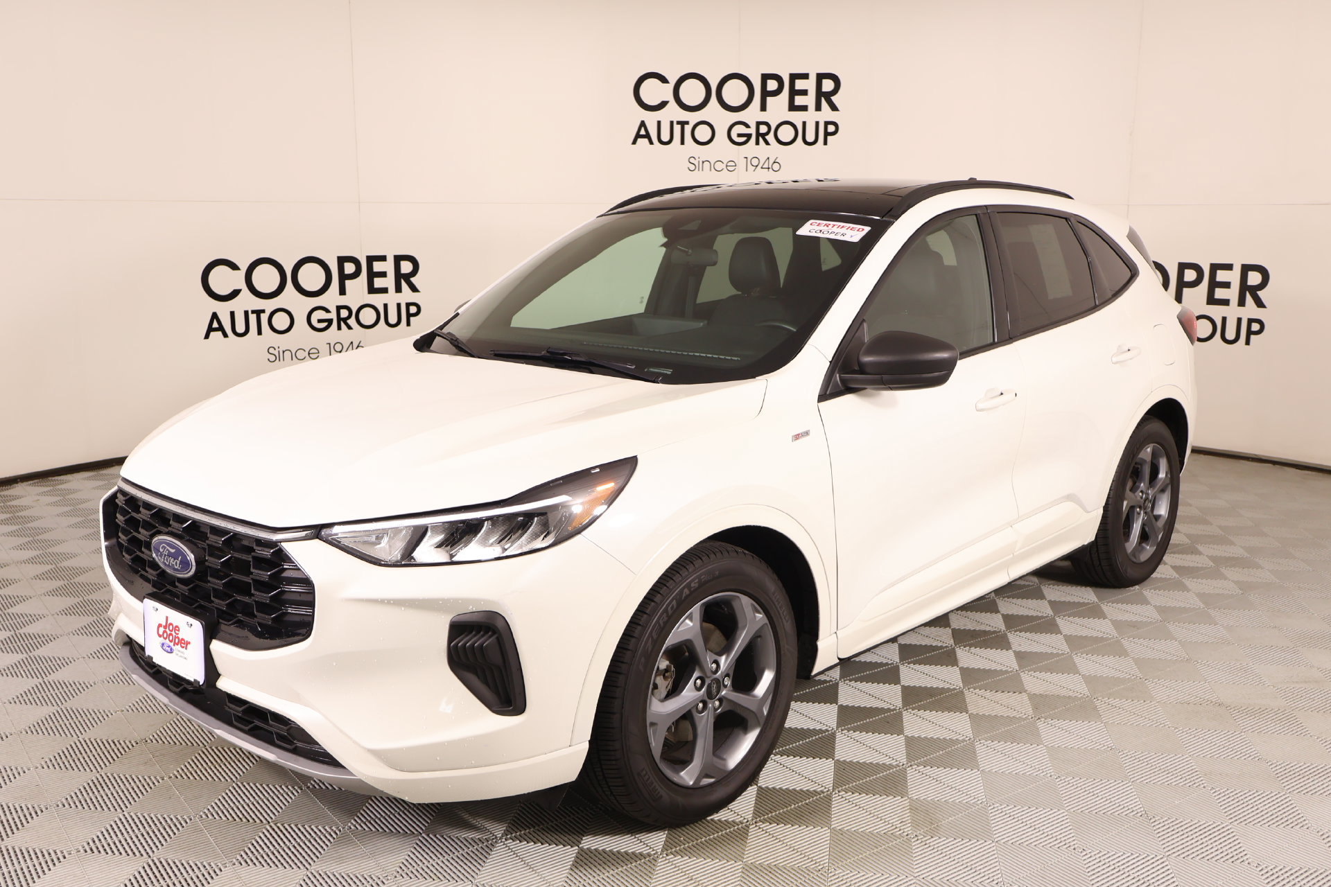 Used 2023 Ford Escape ST-Line FWD image 11