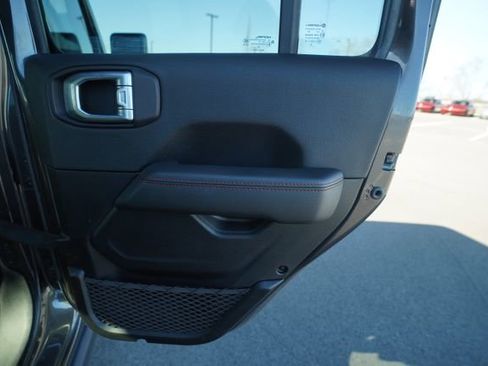 Used 2021 Jeep Wrangler Unlimited Rubicon image 22