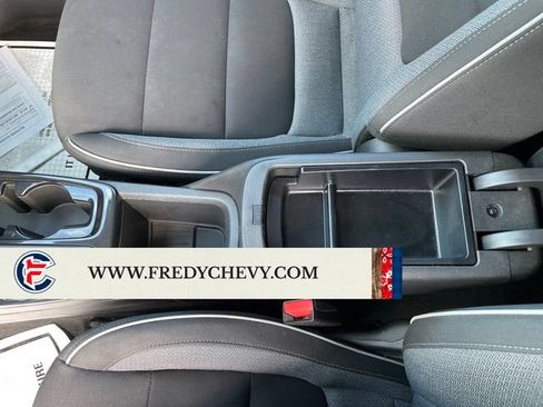 Used 2025 Chevrolet TrailBlazer LT AWD/4WD image 24